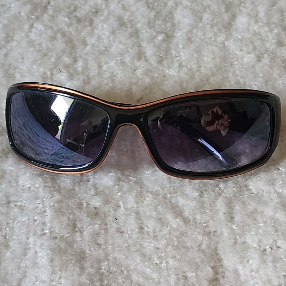Vintage 90s Gucci rectangular sunglasses color black with gold embellishment - Picture 1 of 9